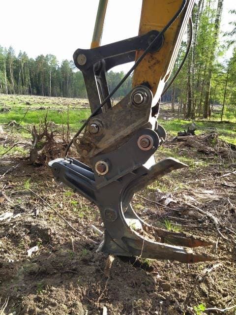 Гидравлический корчеватель пней серии HydRaptor