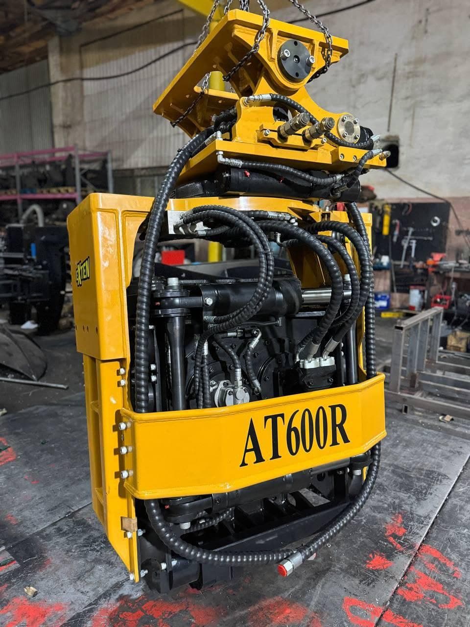 Вибропогружатель